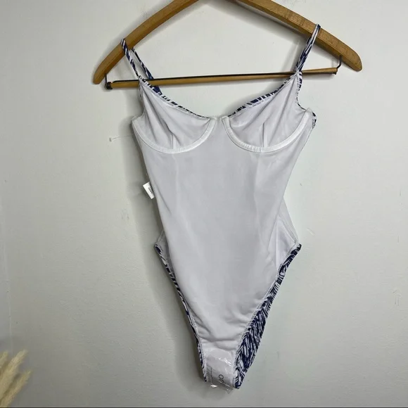 ONIA Chelsea One-Piece Swimsuit Size M One Pieces